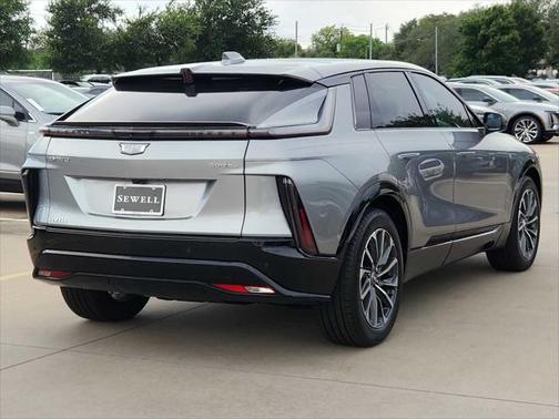 2025 Cadillac LYRIQ Sport w/1SJ