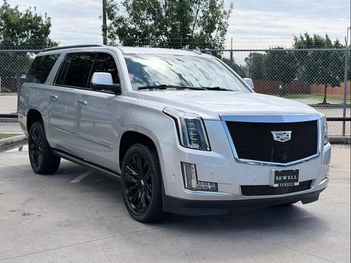 Radiant Silver Metallic 2019 Cadillac Escalade ESV Platinum