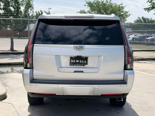 Radiant Silver Metallic 2019 Cadillac Escalade ESV Platinum