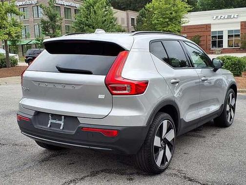 2023 Volvo XC40 Ultimate