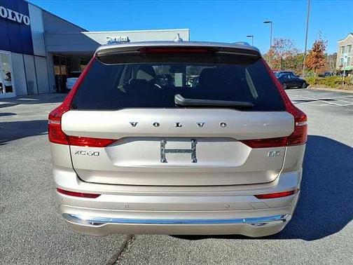 2023 Volvo XC60 Plus