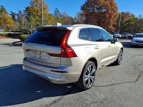 2023 Volvo XC60 Plus