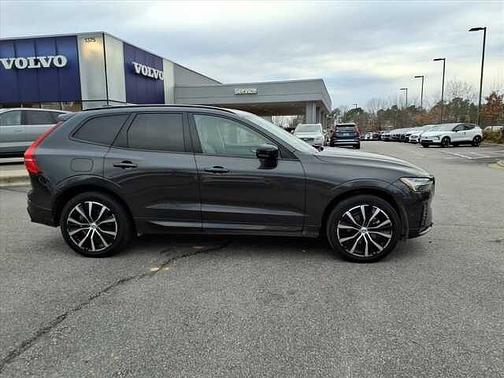 2023 Volvo XC60 Plus