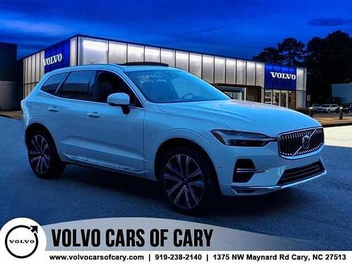 2023 Volvo XC60 B5 FWD Ultimate Bright