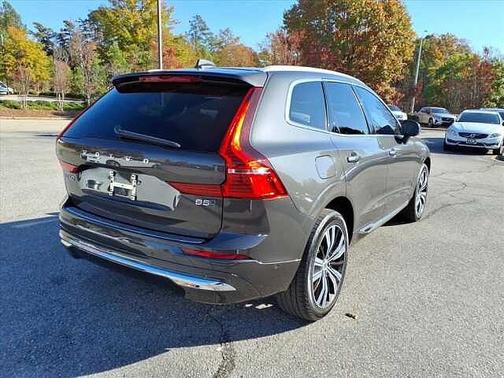 2023 Volvo XC60 Plus