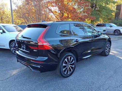 2024 Volvo XC60 Plus