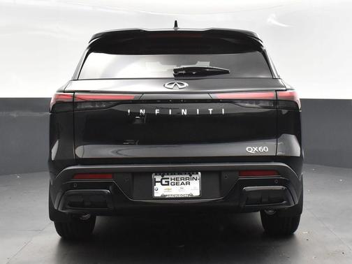 2025 INFINITI QX60 Pure