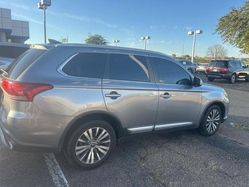 2020 Mitsubishi Outlander SEL