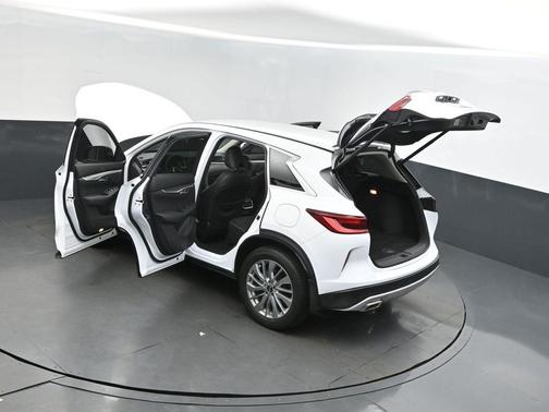 2023 INFINITI QX50 PURE