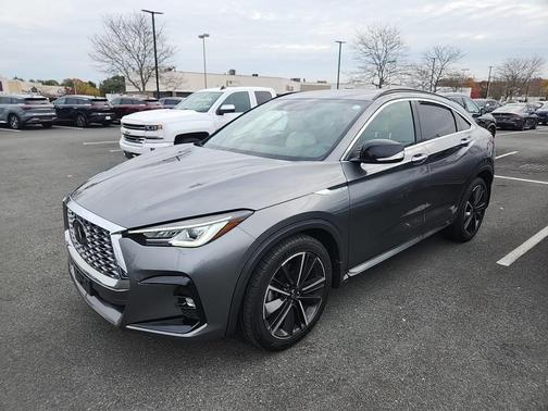 2023 INFINITI QX55 LUXE