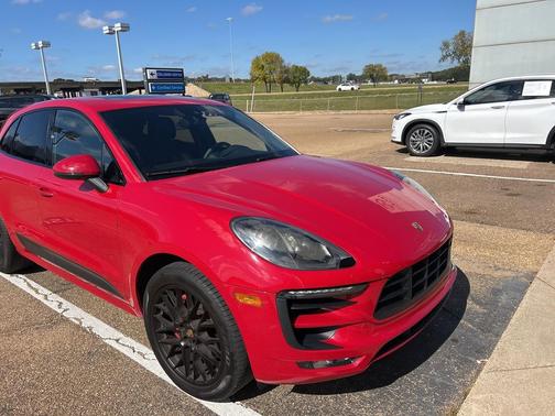 2017 Porsche Macan GTS