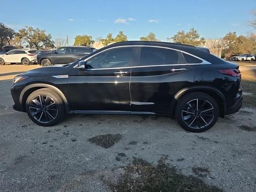 2023 INFINITI QX55 LUXE