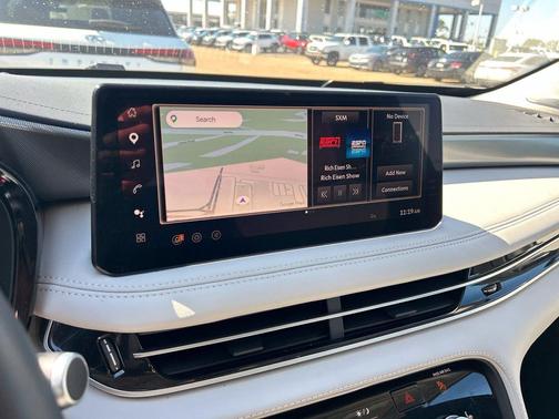 Radiant White 2026 INFINITI QX60 LUXE AWD