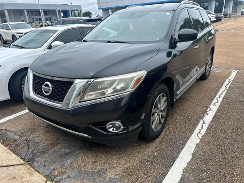 Magnetic Black 2015 Nissan Pathfinder SL