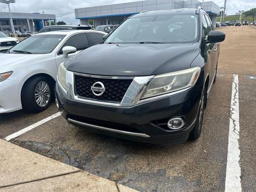 Magnetic Black 2015 Nissan Pathfinder SL