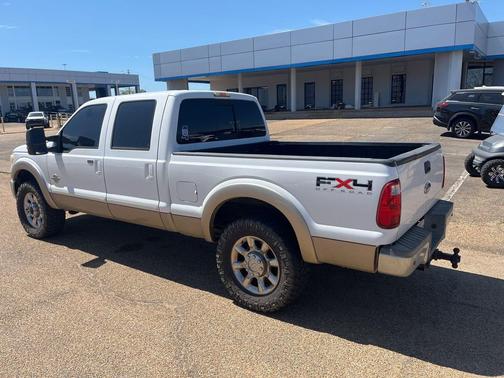2011 Ford F-250 Lariat