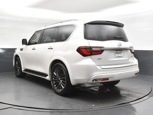 2024 INFINITI QX80 SENSORY AWD