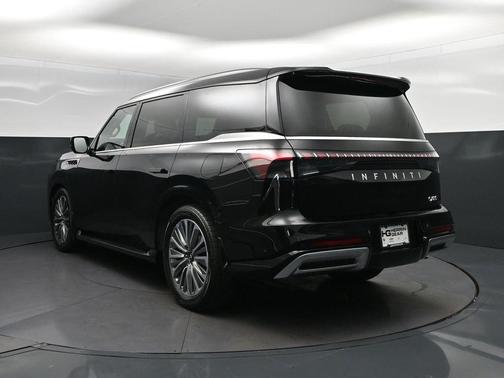 Black Obsidian 2027 INFINITI QX80 Luxe