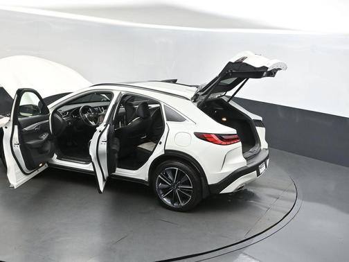 2023 INFINITI QX55 LUXE