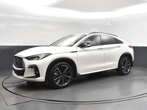 2023 INFINITI QX55 LUXE