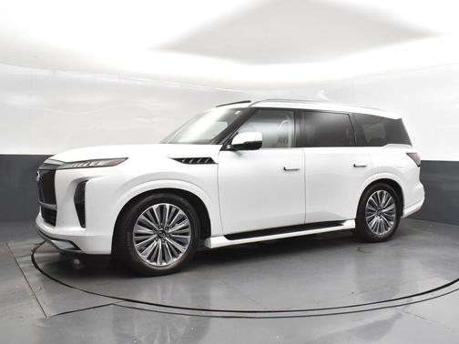 2025 INFINITI QX80 SENSORY AWD