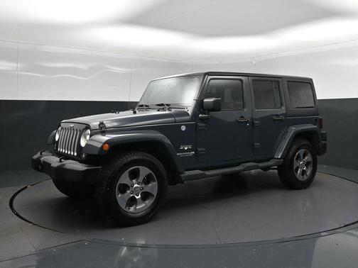 Rhino Clearcoat 2017 Jeep Wrangler Unlimited Sahara