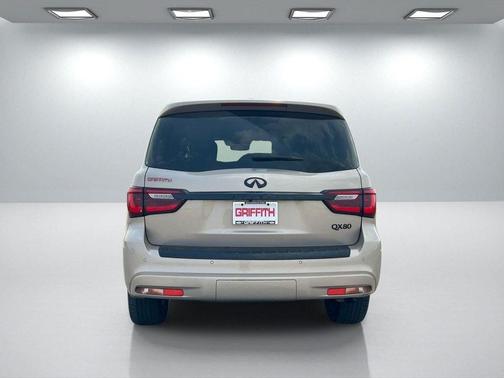 2022 INFINITI QX80 SENSORY