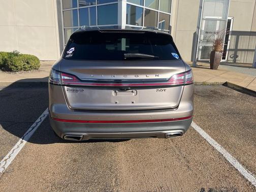 2019 Lincoln Nautilus Reserve