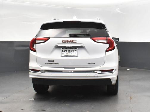 2022 GMC Terrain Denali
