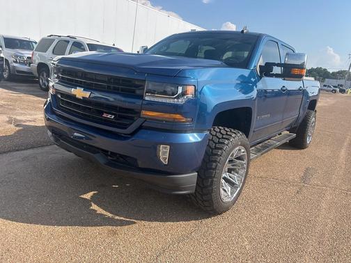 2018 Chevrolet Silverado 1500 2LT