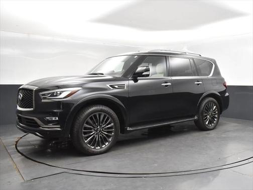 2024 INFINITI QX80 SENSORY AWD