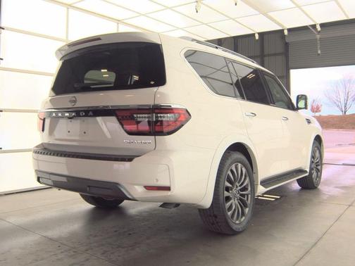 2024 Nissan Armada Platinum 2WD