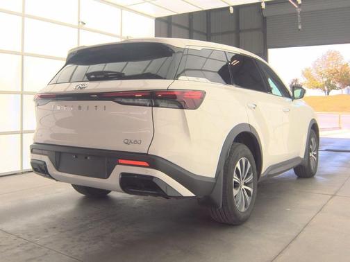 2025 INFINITI QX60 Pure