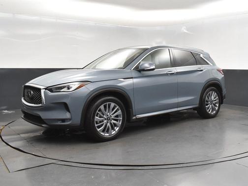 2024 INFINITI QX50 LUXE