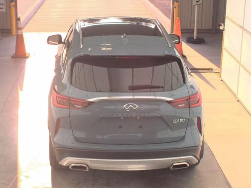 2024 INFINITI QX50 LUXE