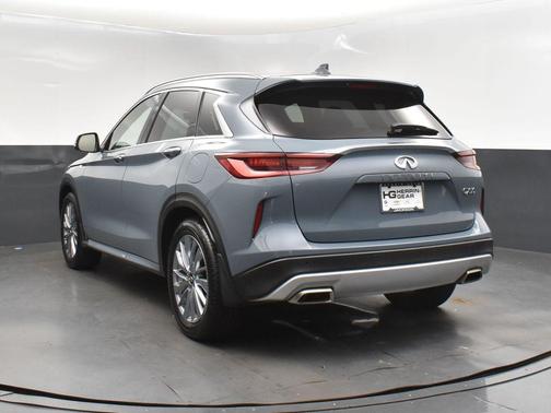 2024 INFINITI QX50 LUXE