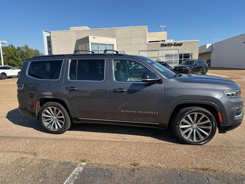 2023 Jeep Grand Wagoneer 4x4