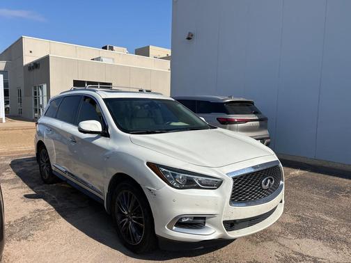 2016 INFINITI QX60 Base