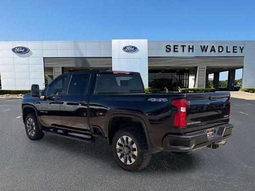 2022 Chevrolet Silverado 2500 Custom