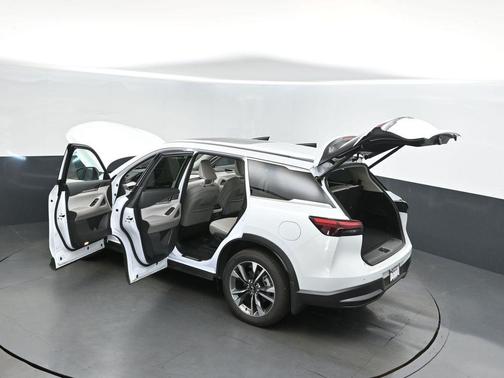 2026 INFINITI QX60 Pure