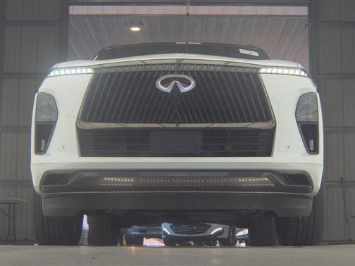 2025 INFINITI QX80 AUTOGRAPH AWD