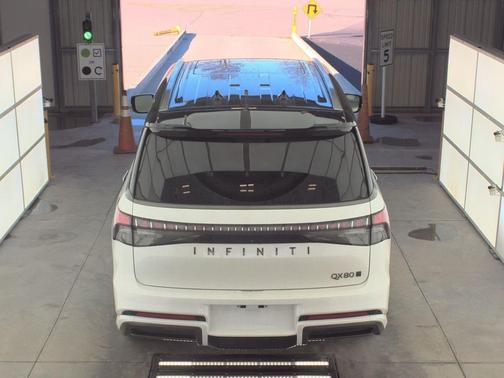 2025 INFINITI QX80 AUTOGRAPH AWD