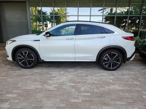 2023 INFINITI QX55 LUXE