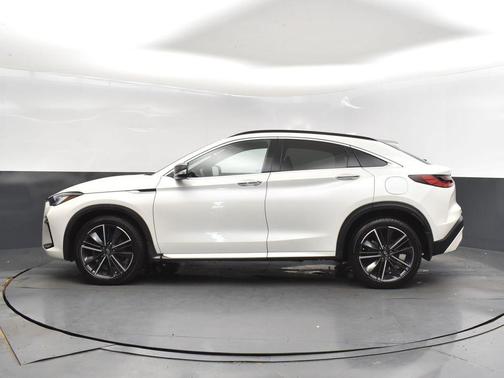 2023 INFINITI QX55 LUXE