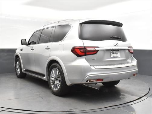 2021 INFINITI QX80 Luxe