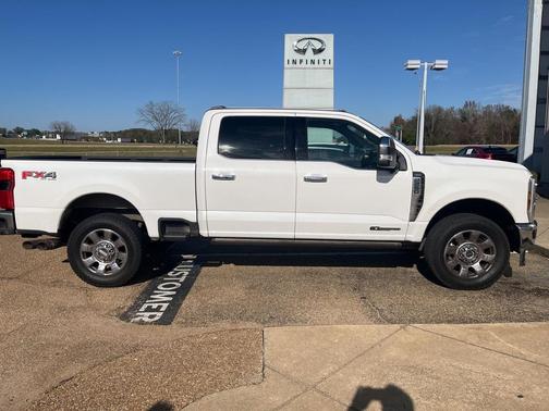 2025 Ford F-250 Lariat