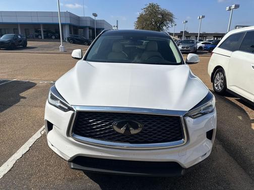 2022 INFINITI QX50 LUXE