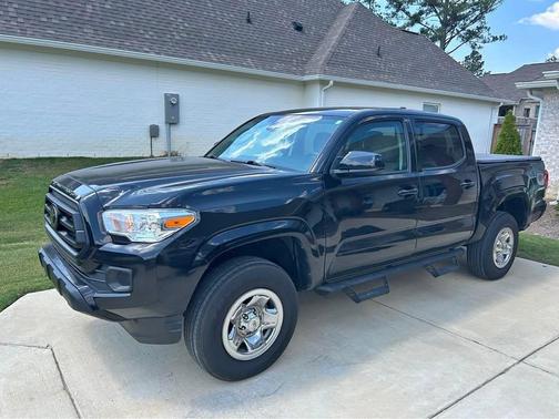 2022 Toyota Tacoma SR