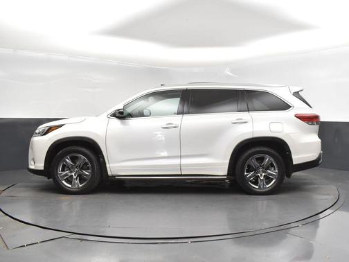 2019 Toyota Highlander Limited Platinum