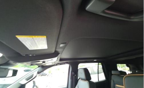 Sterling Metallic 2024 GMC Yukon 4WD AT4